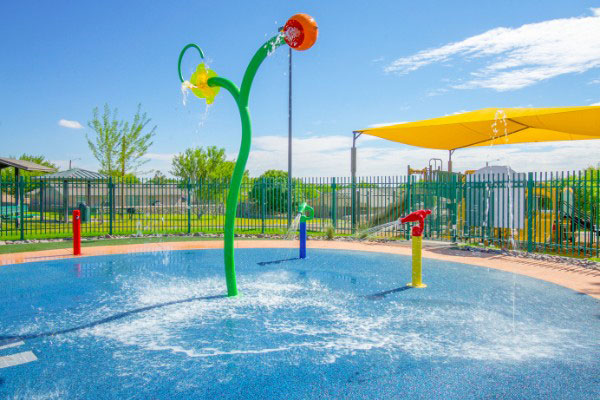 outdoor children's water fountain play area